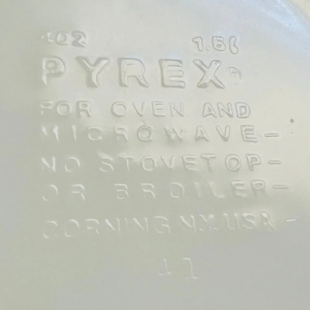 Pyrex minor utensil